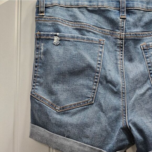 Aero, Womens Denim Shorts, Medium Wash, NWT, Size 14 - Picture 6 of 8